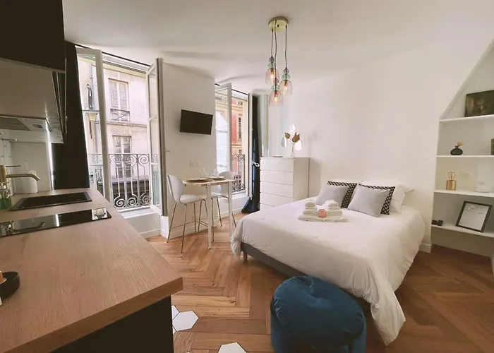 アパート L'annexe Du Chateau Charme & Proche Palais