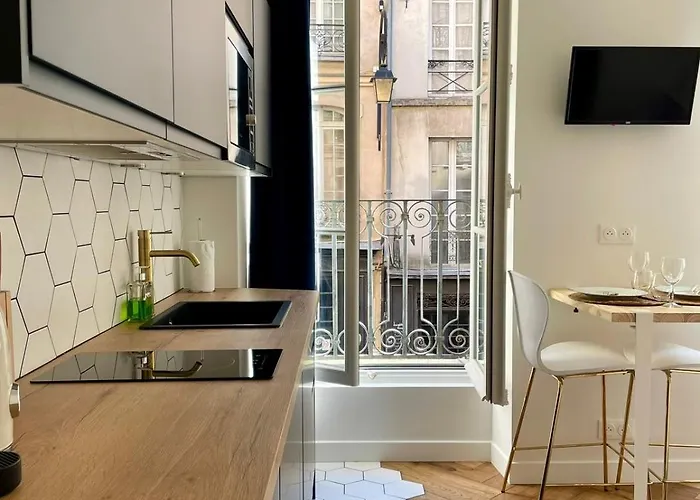 アパート L'annexe Du Chateau Charme & Proche Palais ベルサイユ